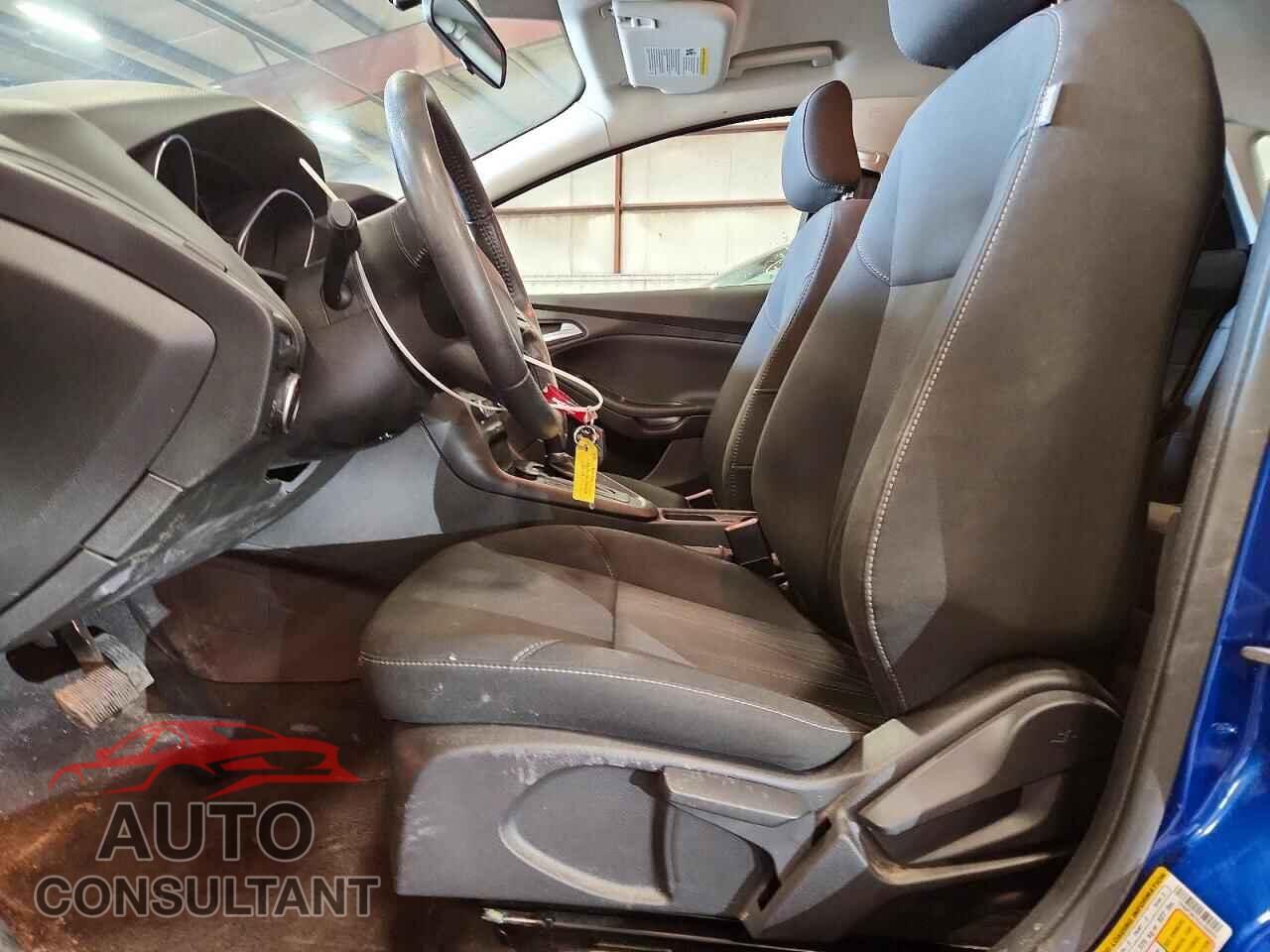FORD FOCUS 2018 - 1FADP3K20JL268629