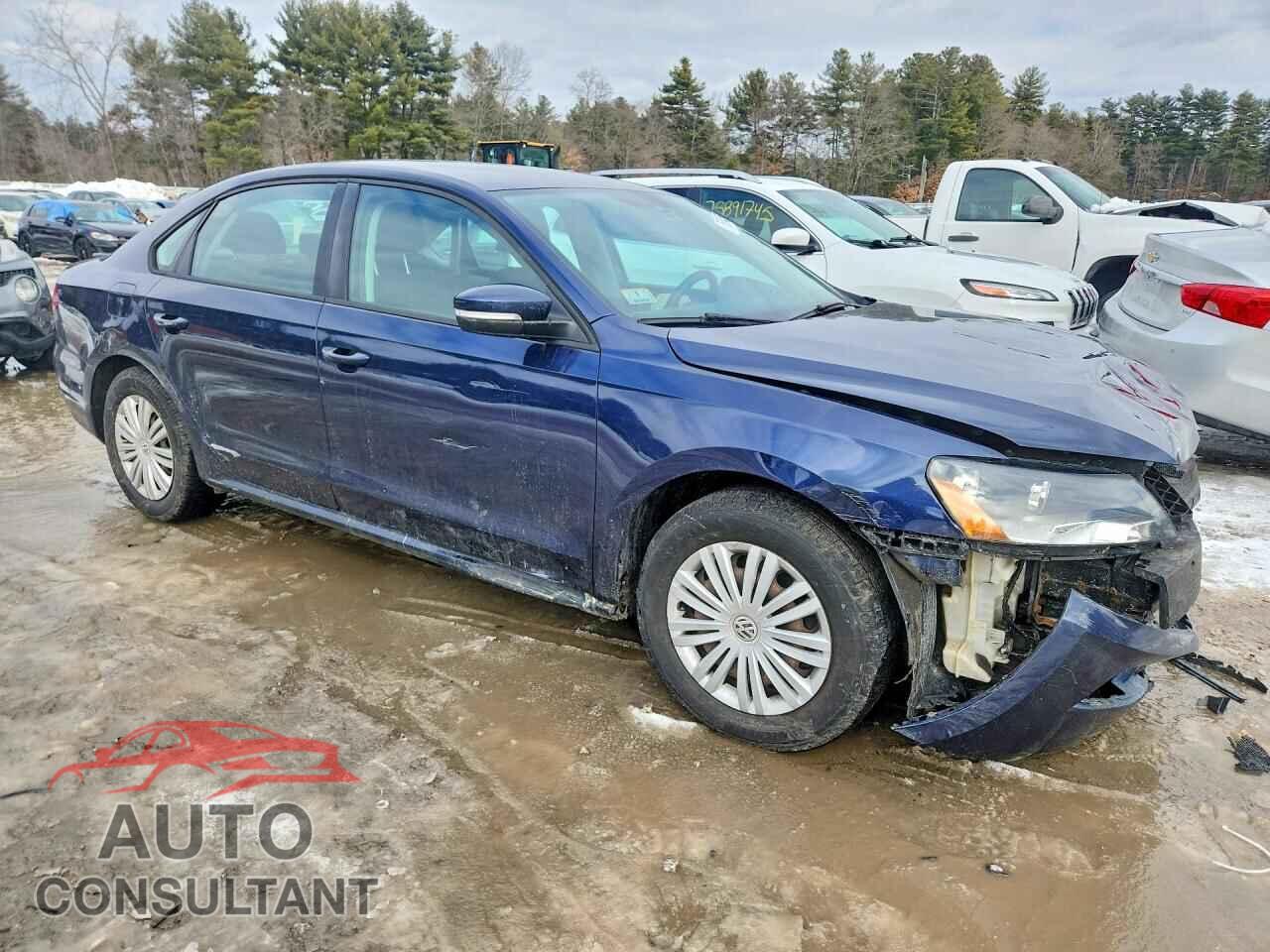 VOLKSWAGEN PASSAT 2014 - 1VWAT7A38EC104736