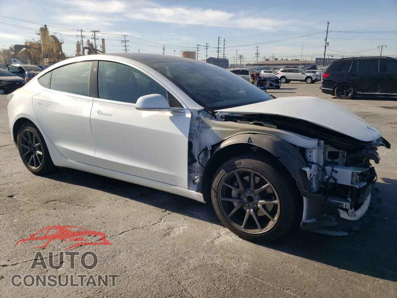 TESLA MODEL 3 2020 - 5YJ3E1EAXLF706145