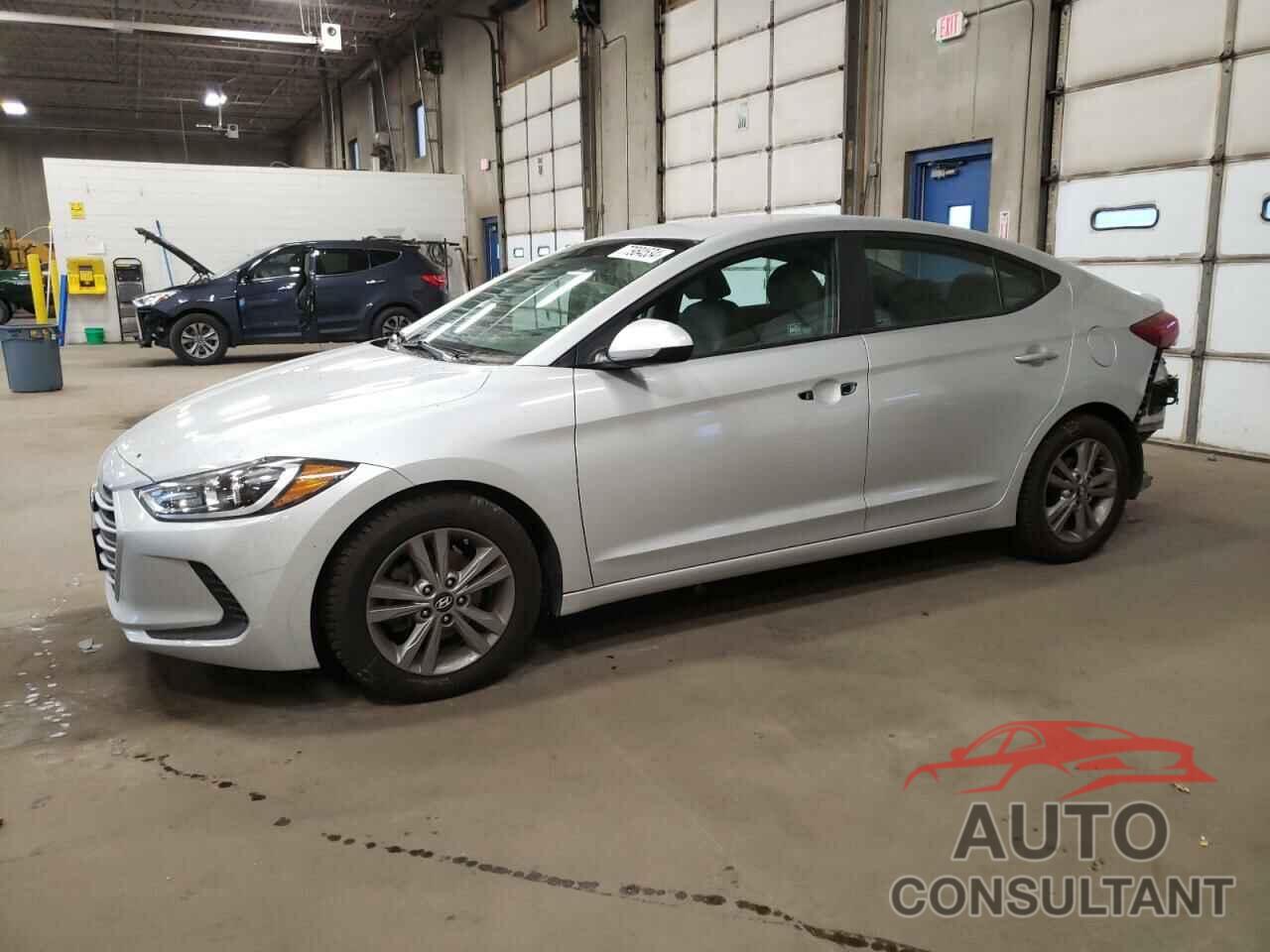 HYUNDAI ELANTRA 2018 - KMHD84LF1JU524085