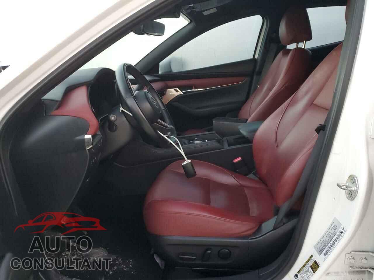 MAZDA 3 2021 - JM1BPAMLXM1309361