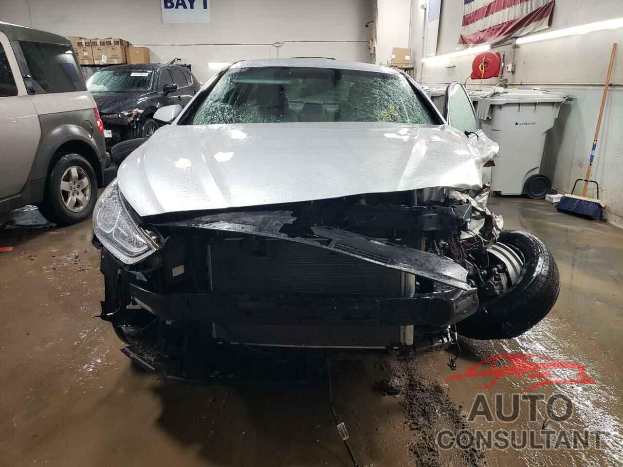 HYUNDAI SONATA 2018 - 5NPE24AF2JH620959