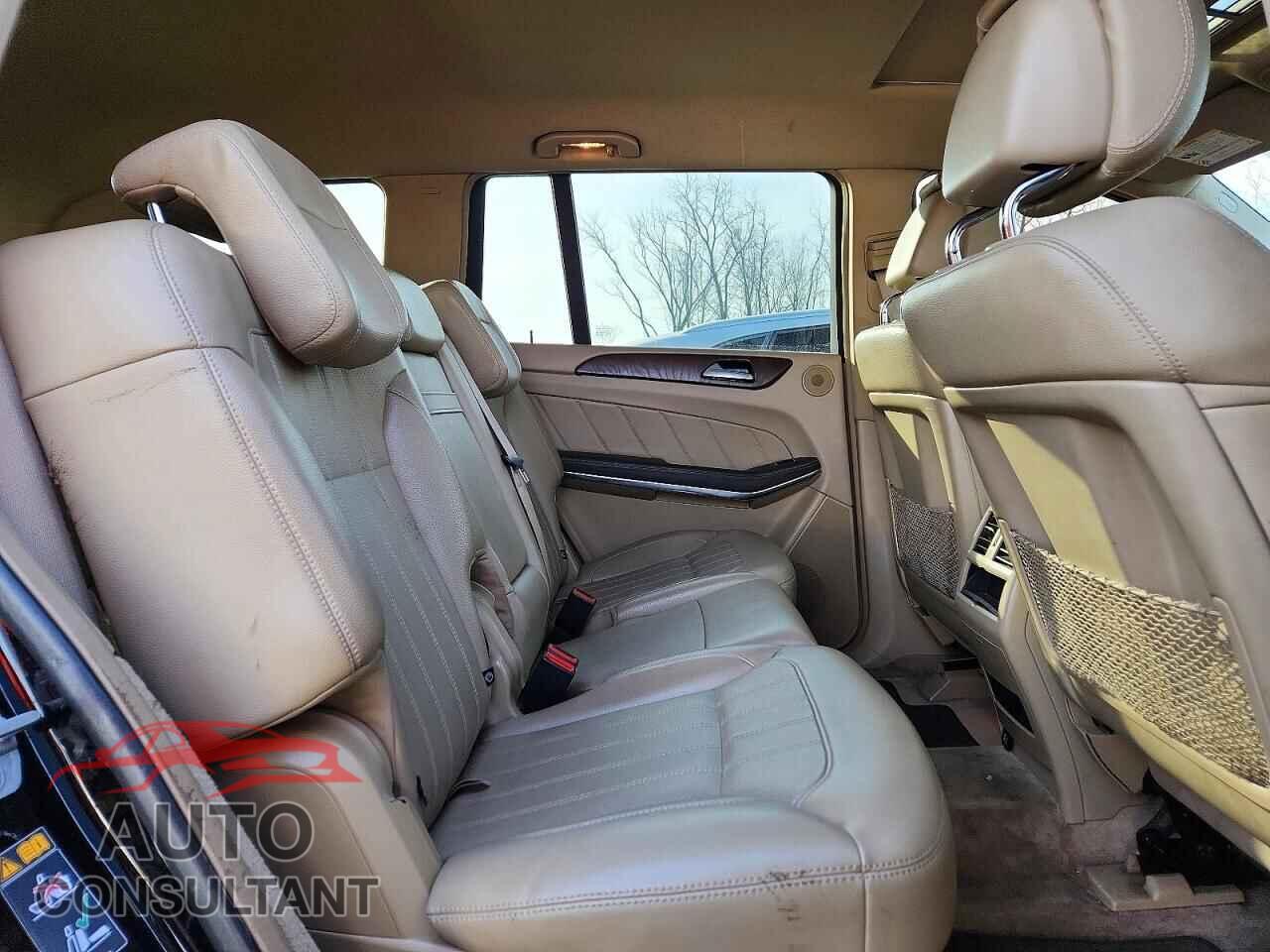 MERCEDES-BENZ GL-CLASS 2014 - 4JGDF7CE3EA383607