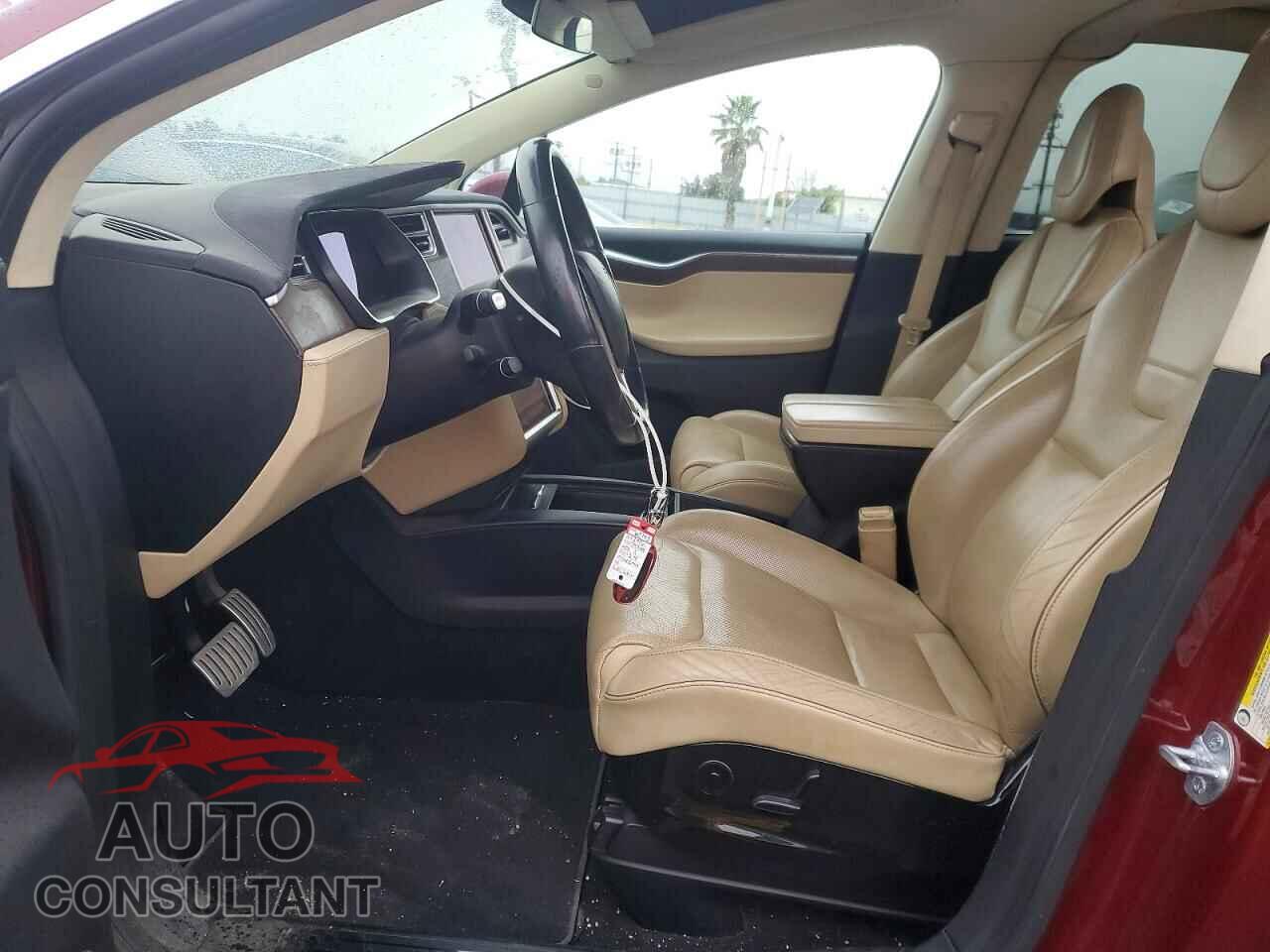 TESLA MODEL X 2016 - 5YJXCAE43GFS00843