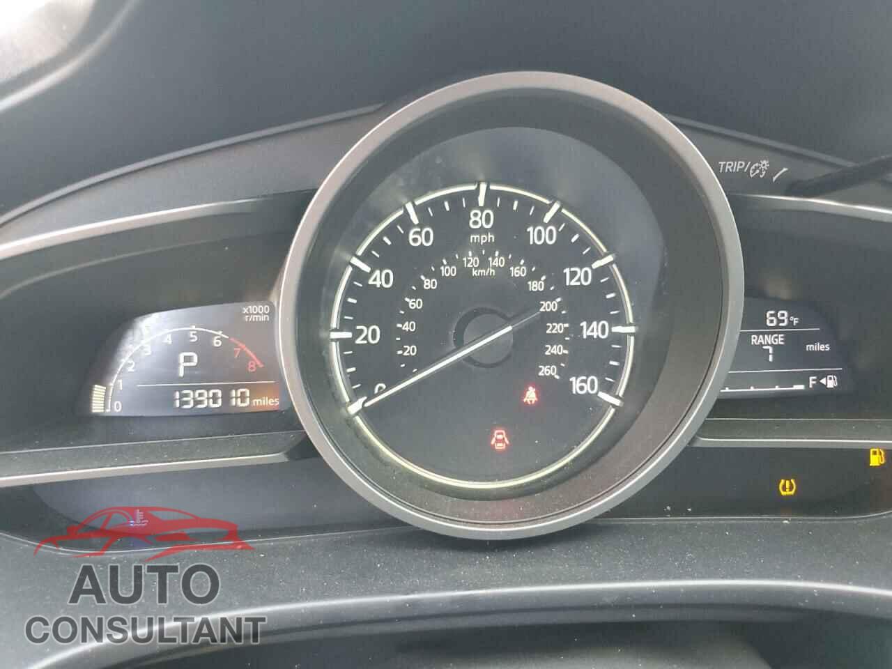 MAZDA 3 2017 - 3MZBN1V79HM105955