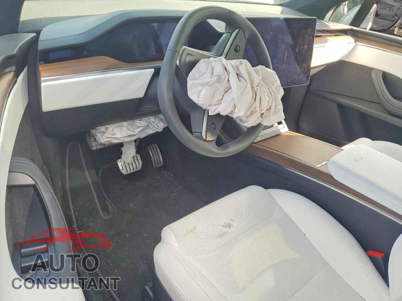 TESLA MODEL X 2023 - 7SAXCAE53PF411732