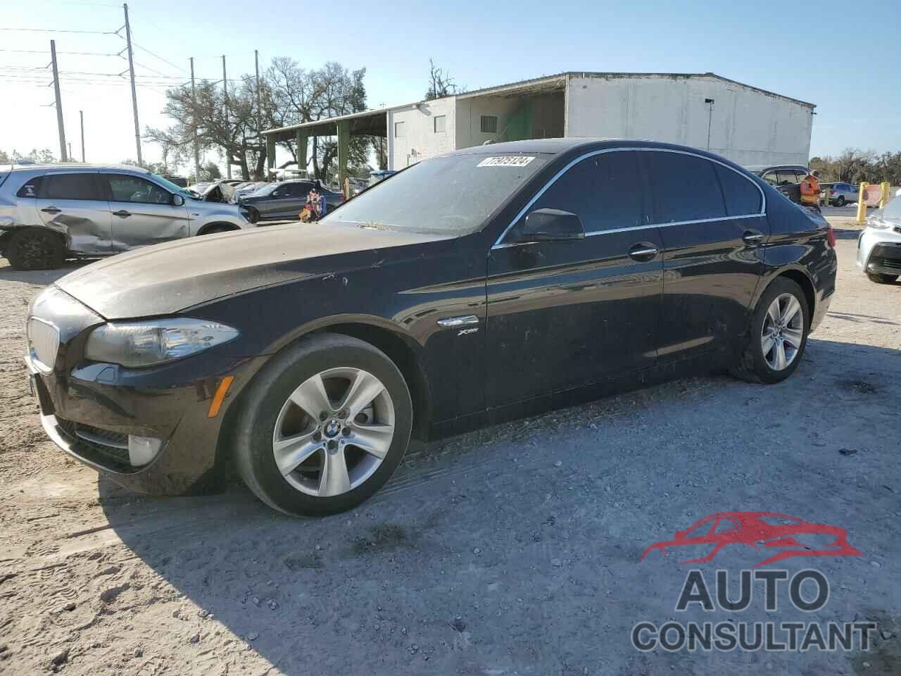 BMW 5 SERIES 2012 - WBAXH5C5XCDW08680
