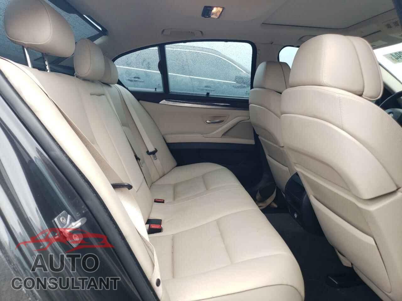 BMW 5 SERIES 2011 - WBAFR9C5XBC618274