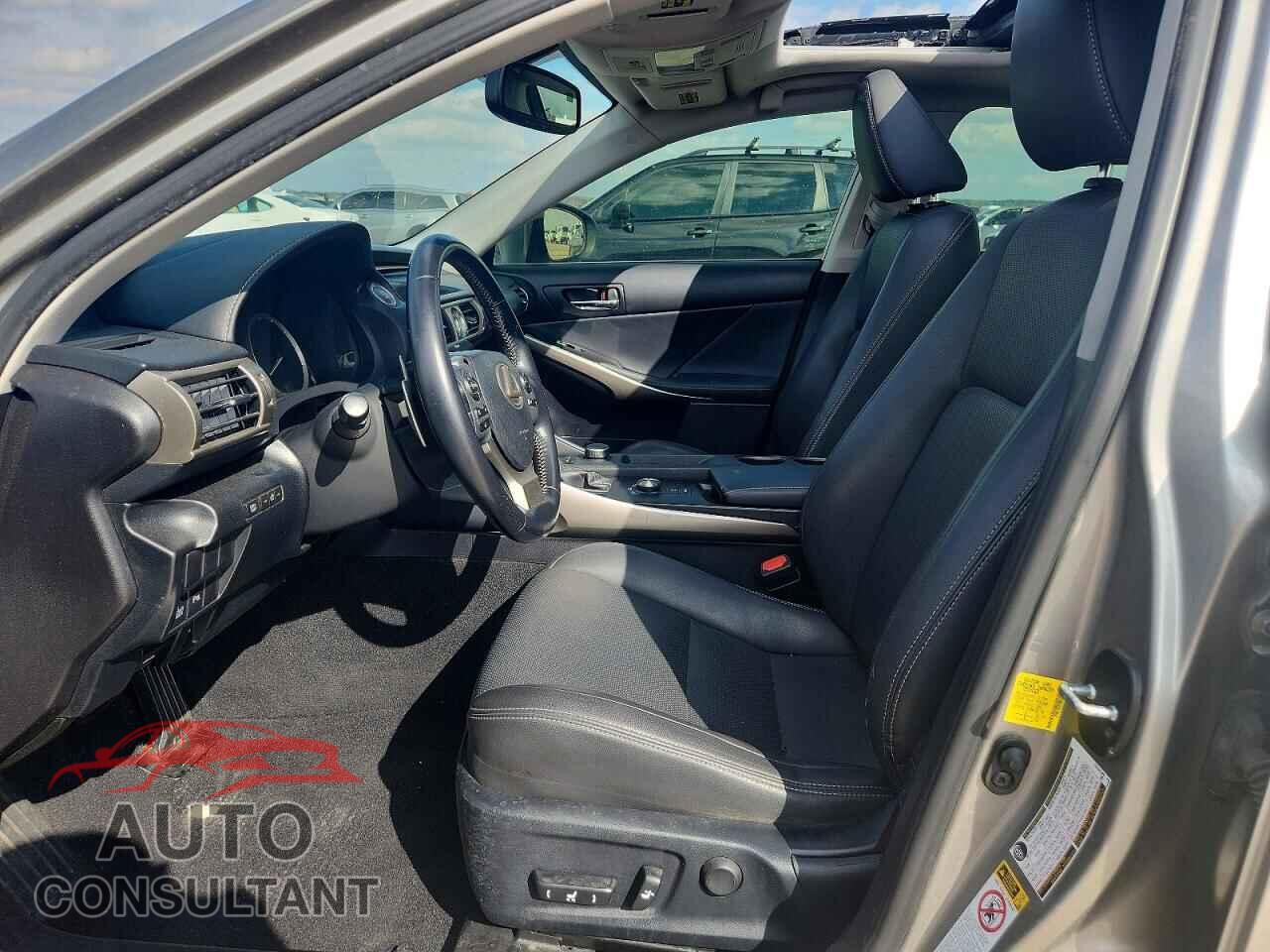 LEXUS IS 2015 - JTHBF1D2XF5082399
