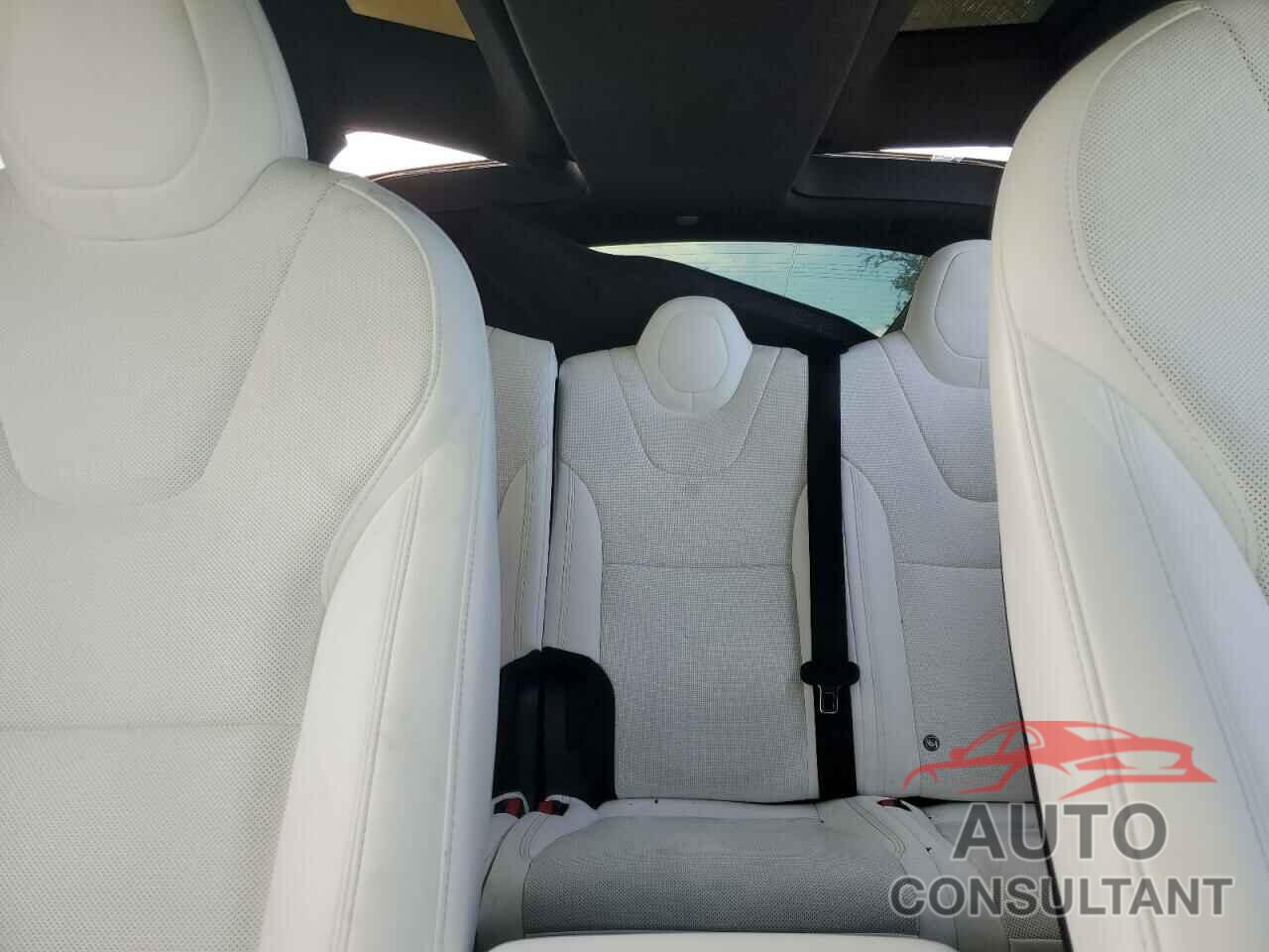 TESLA MODEL X 2022 - 7SAXCAE59NF349511