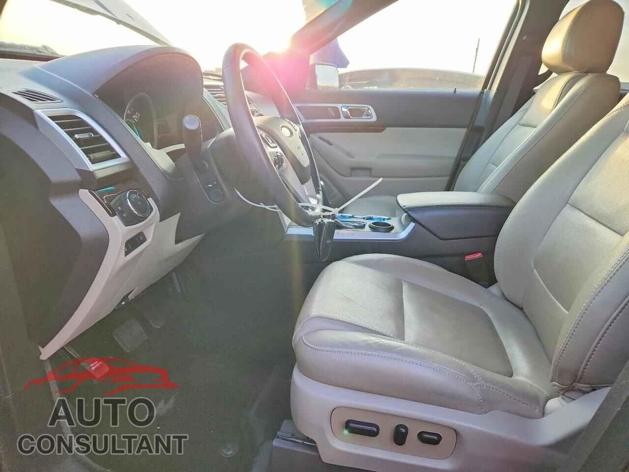 FORD EXPLORER 2015 - 1FM5K7F84FGB56088