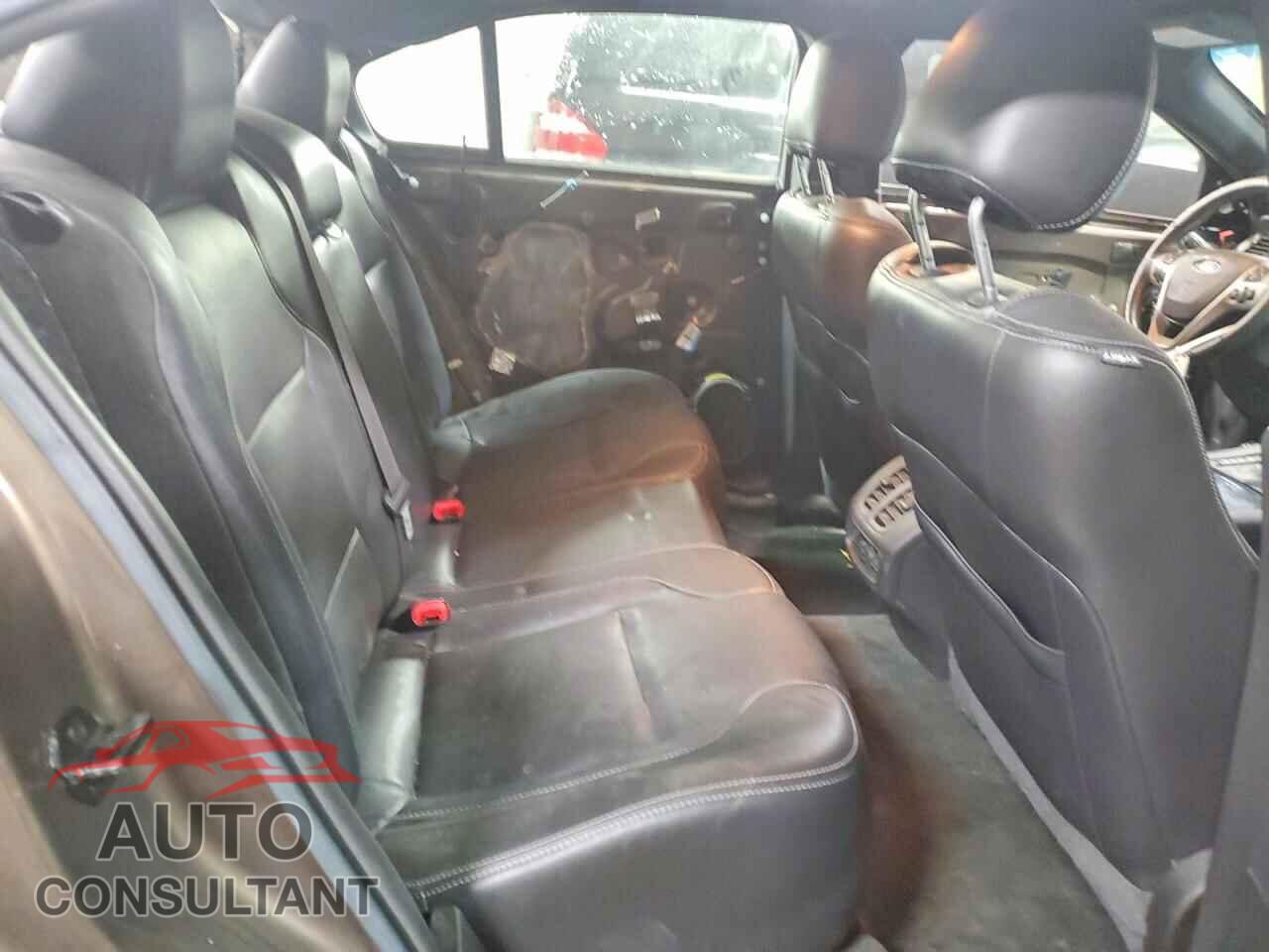 FORD TAURUS 2016 - 1FAHP2F82GG148164
