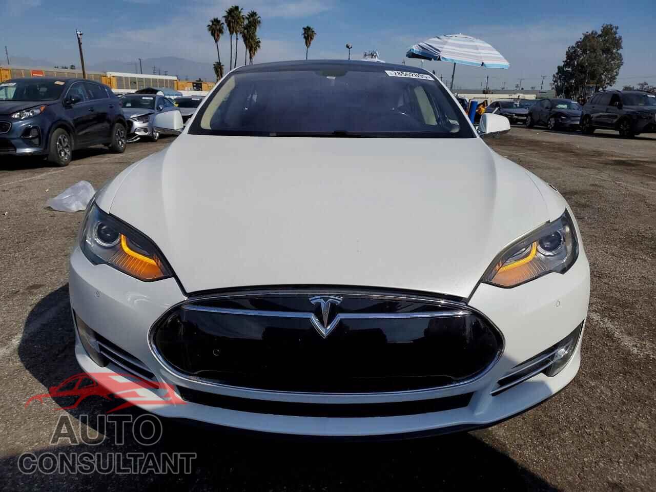 TESLA MODEL S 2014 - 5YJSA1S13EFP32407