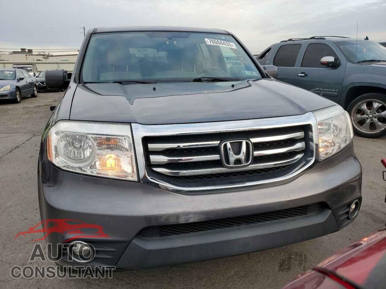 HONDA PILOT 2015 - 5FNYF4H4XFB078506