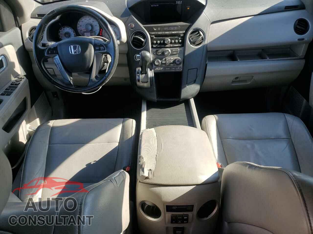 HONDA PILOT 2015 - 5FNYF4H54FB054582