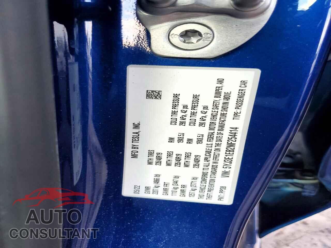 TESLA MODEL 3 2022 - 5YJ3E1EB2NF254414