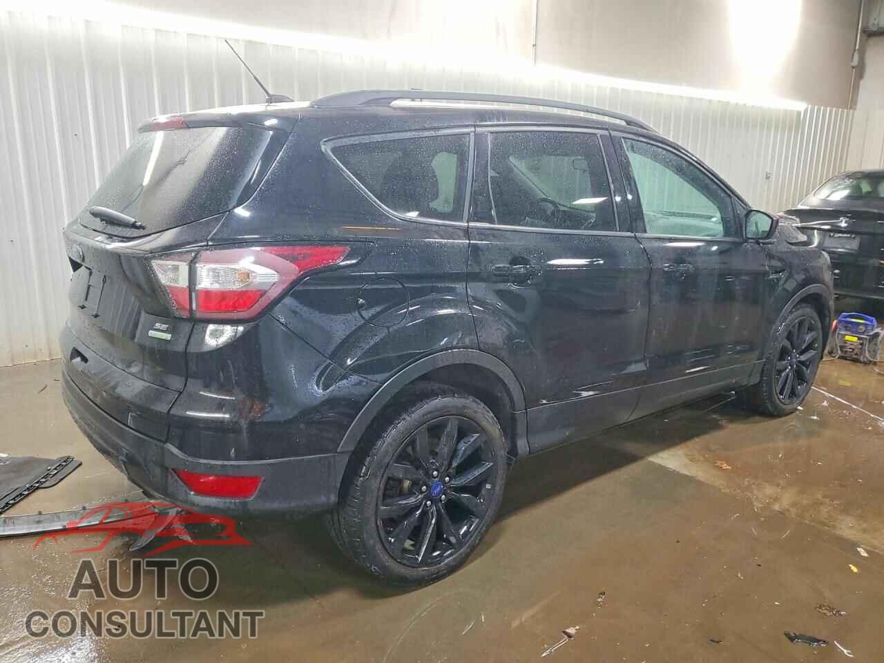 FORD ESCAPE 2017 - 1FMCU0GD3HUD04353