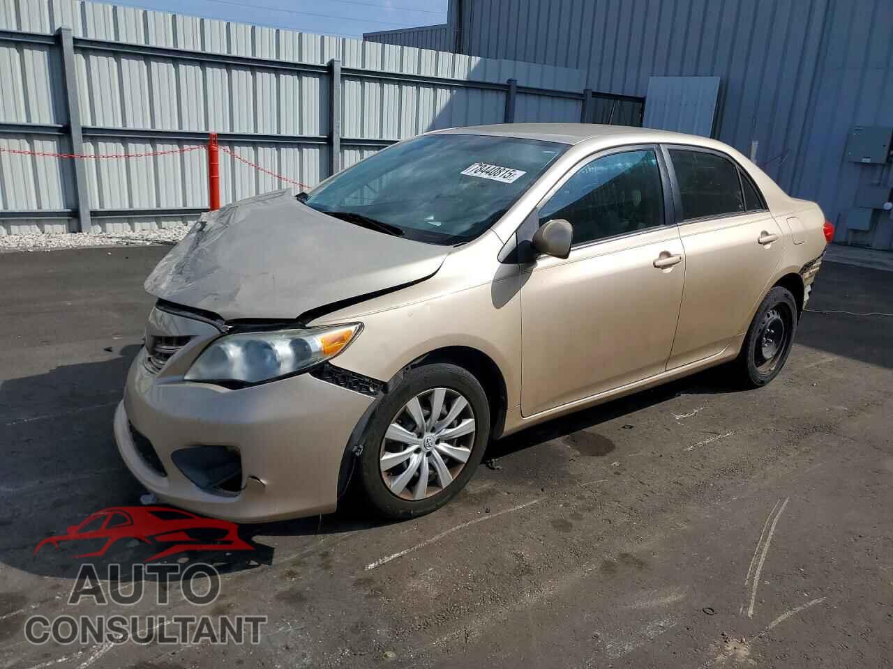TOYOTA COROLLA 2013 - 2T1BU4EE4DC964363