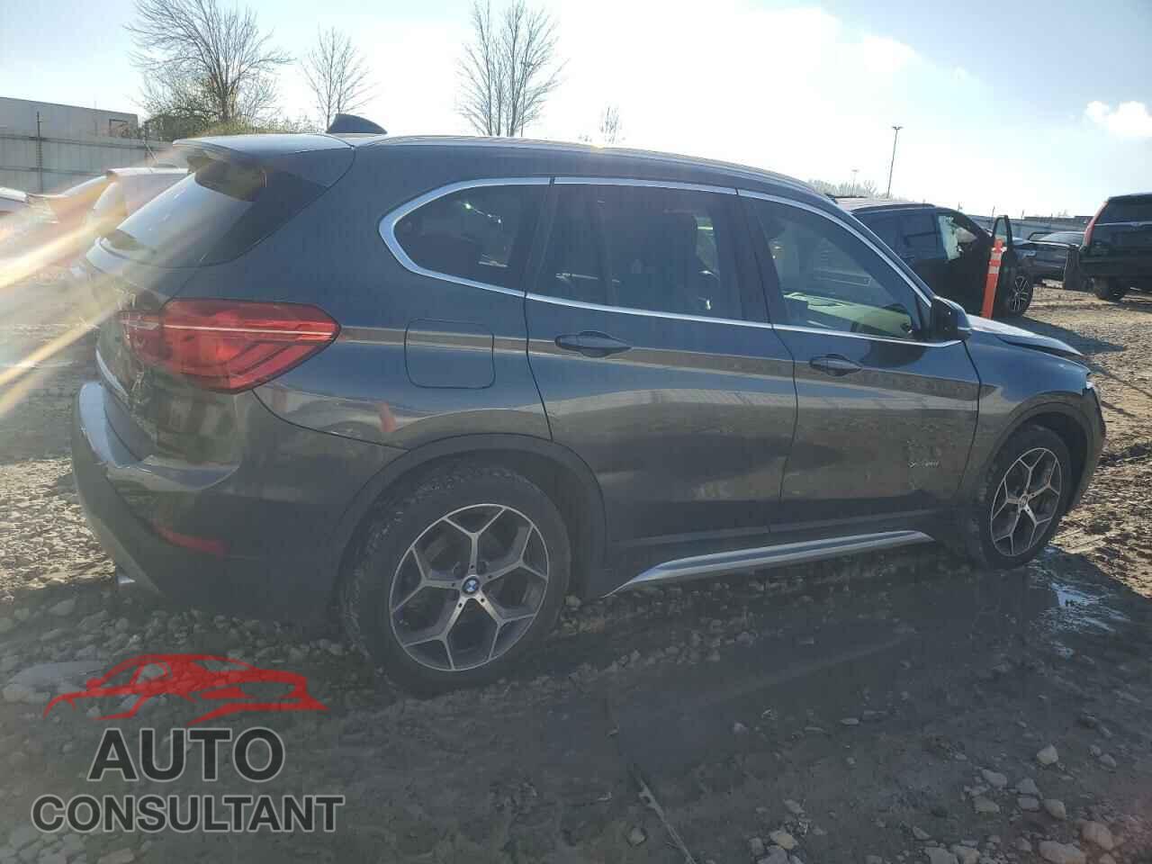 BMW X1 2016 - WBXHT3C38GP883156