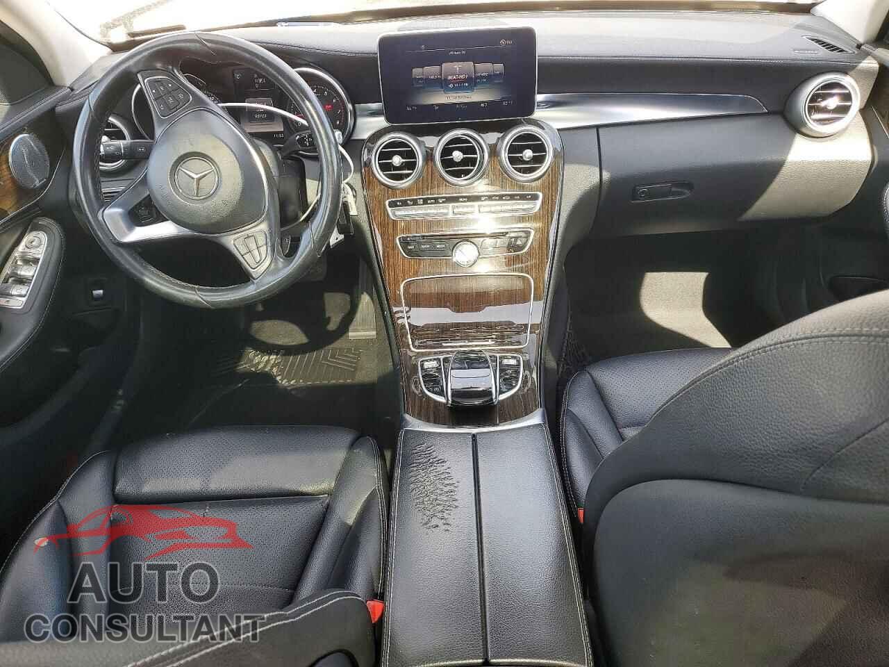 MERCEDES-BENZ C 2015 - 55SWF4JB8FU043977