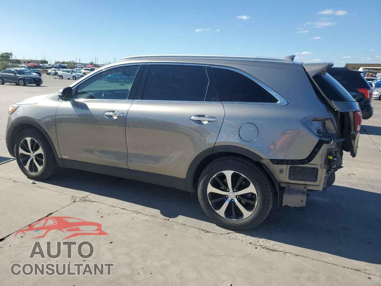 KIA SORENTO 2016 - 5XYPHDA16GG015032