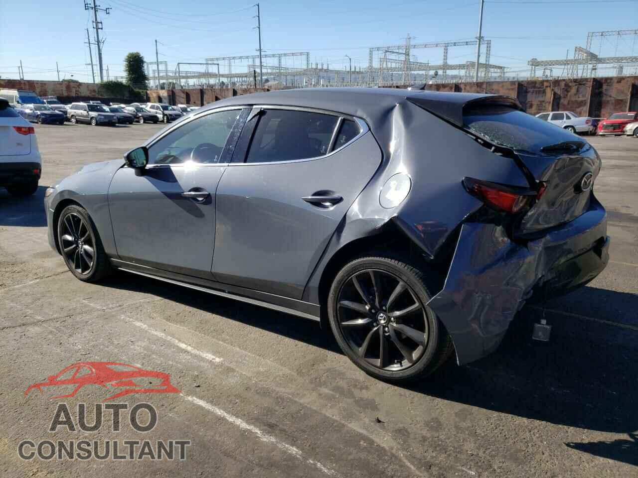 MAZDA 3 2019 - JM1BPANM8K1143099
