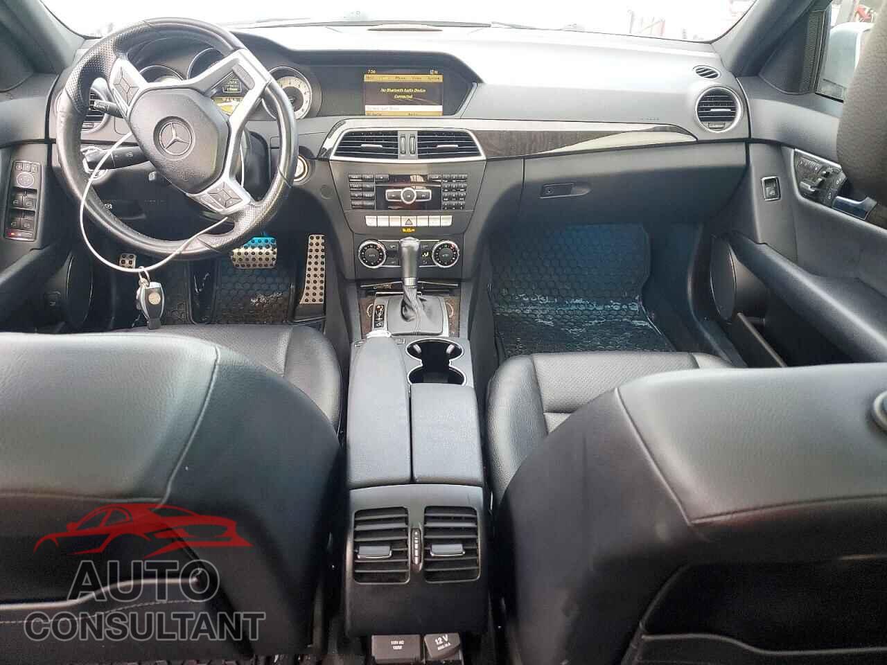 MERCEDES-BENZ C-CLASS 2012 - WDDGF8JBXCA622721