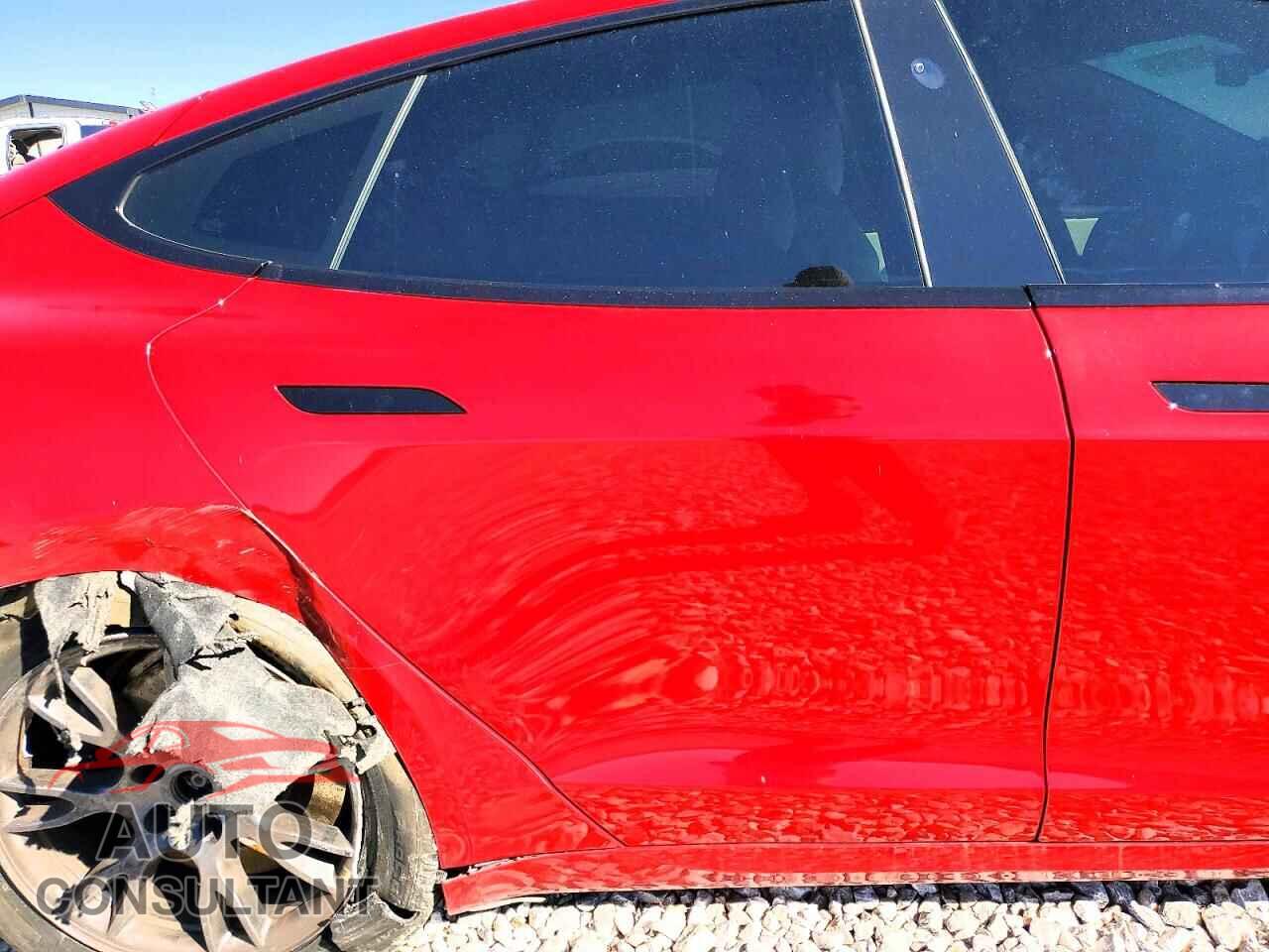 TESLA MODEL S 2022 - 5YJSA1E56NF494180