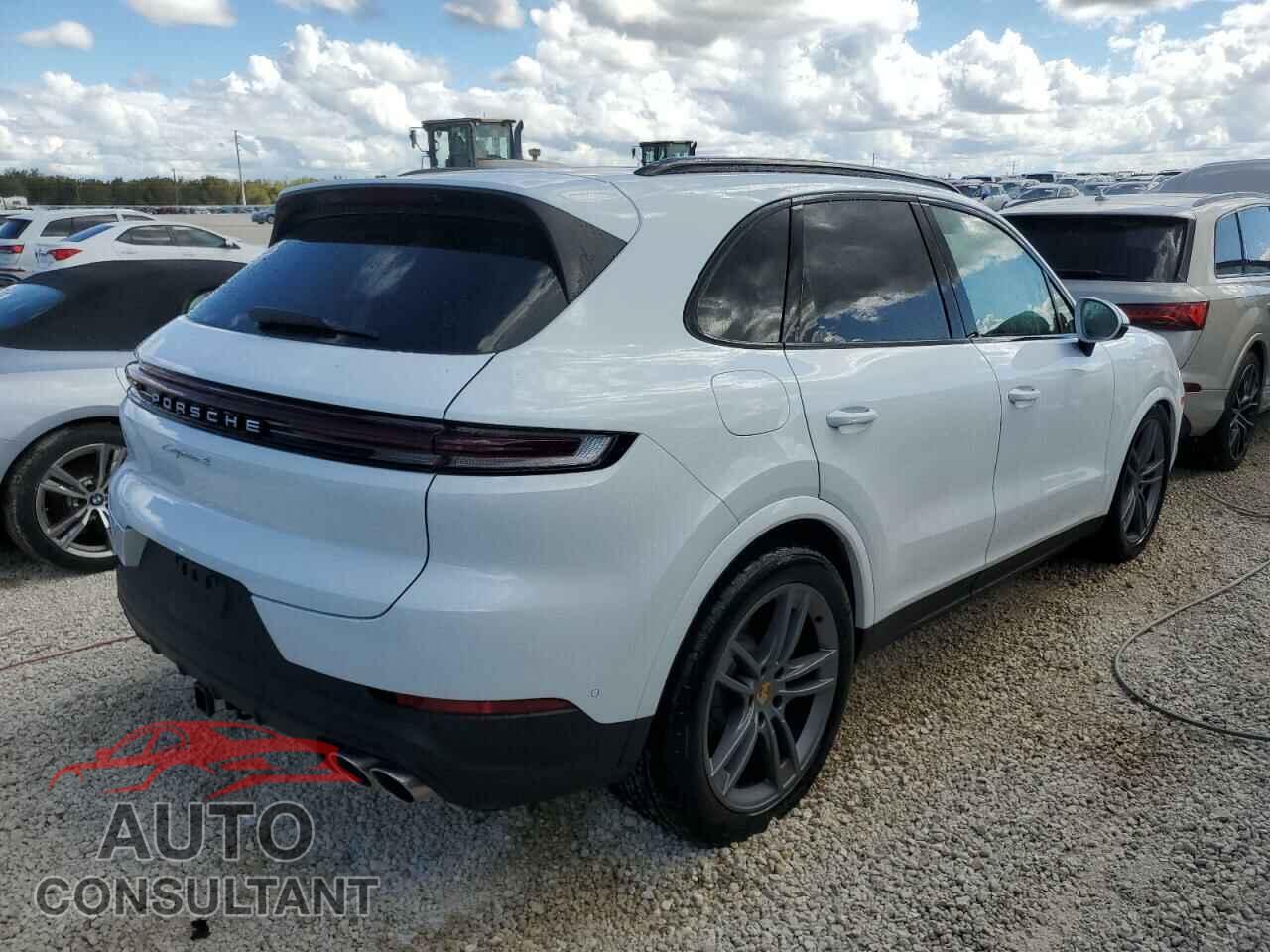 PORSCHE CAYENNE 2024 - WP1AL2AY2RDA32576