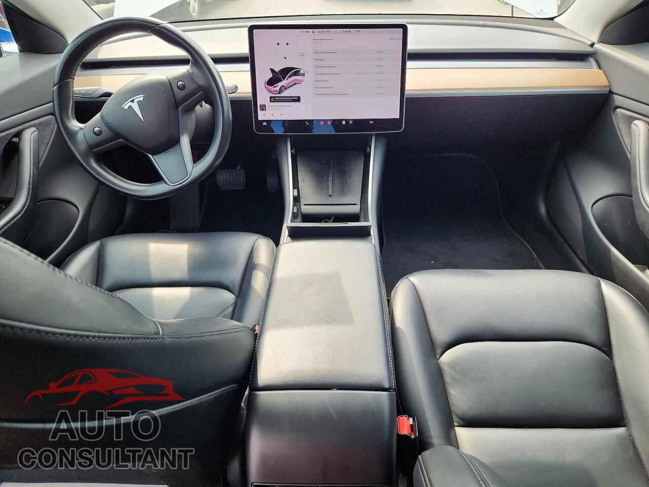 TESLA MODEL 3 2018 - 5YJ3E1EBXJF069375