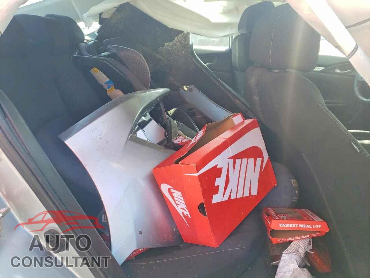 HONDA CIVIC 2019 - 2HGFC2F67KH540342