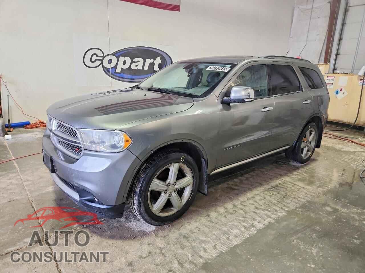 DODGE DURANGO 2013 - 1C4SDJET9DC563008