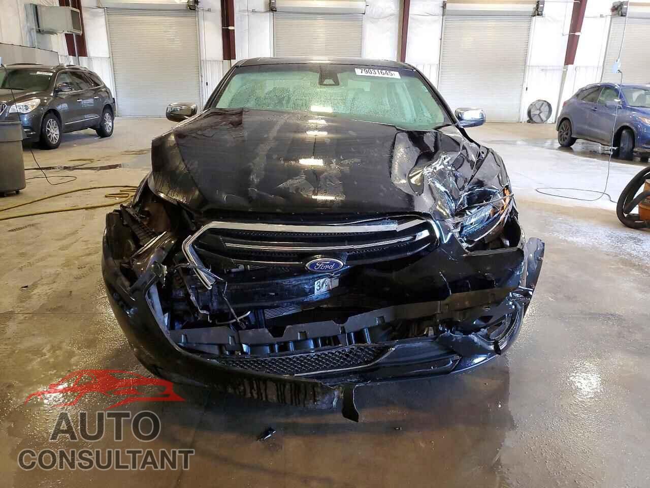 FORD TAURUS LIM 2018 - 1FAHP2F84JG124164