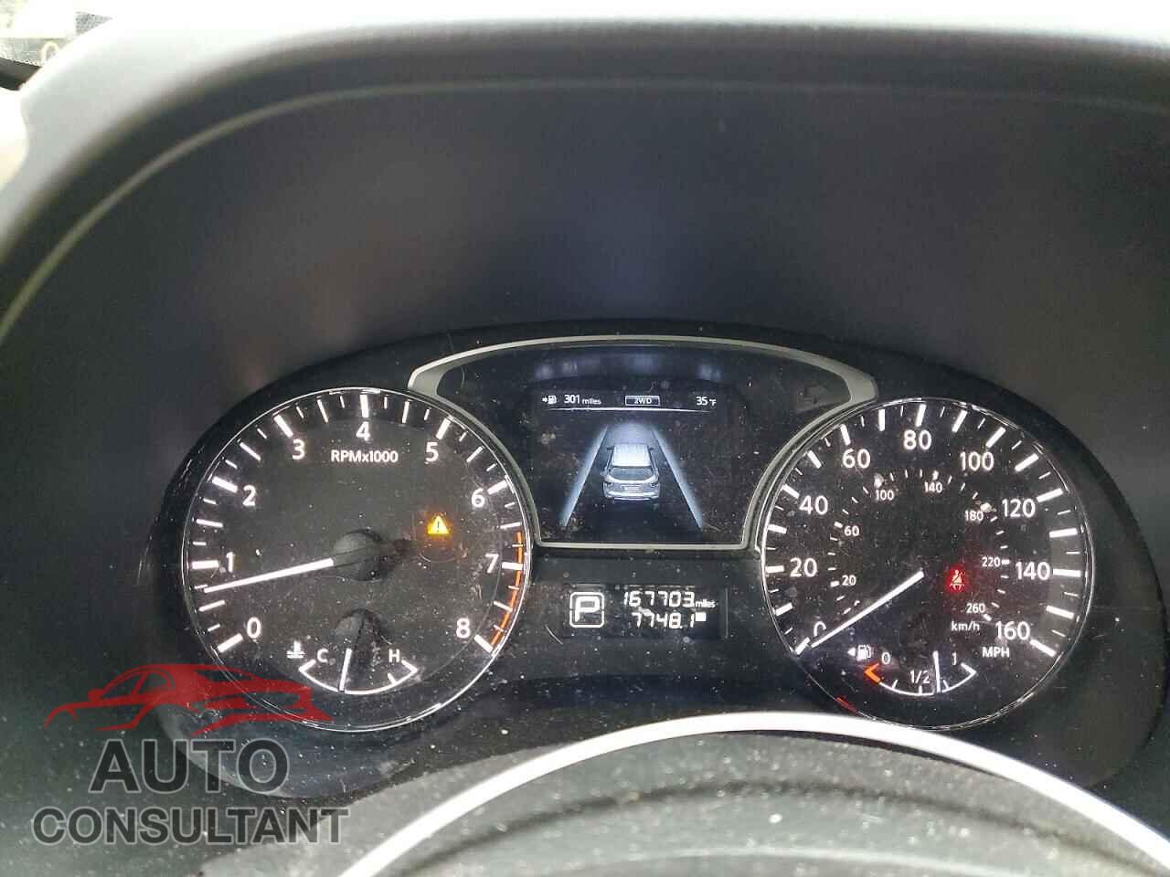 NISSAN PATHFINDER 2013 - 5N1AR2MM1DC673396