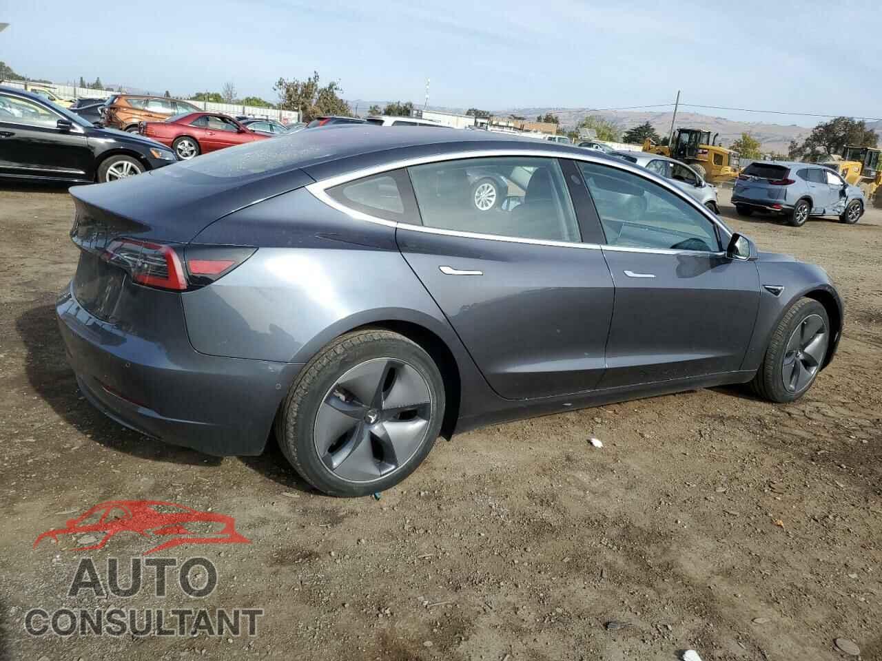 TESLA MODEL 3 2018 - 5YJ3E1EA6JF040253