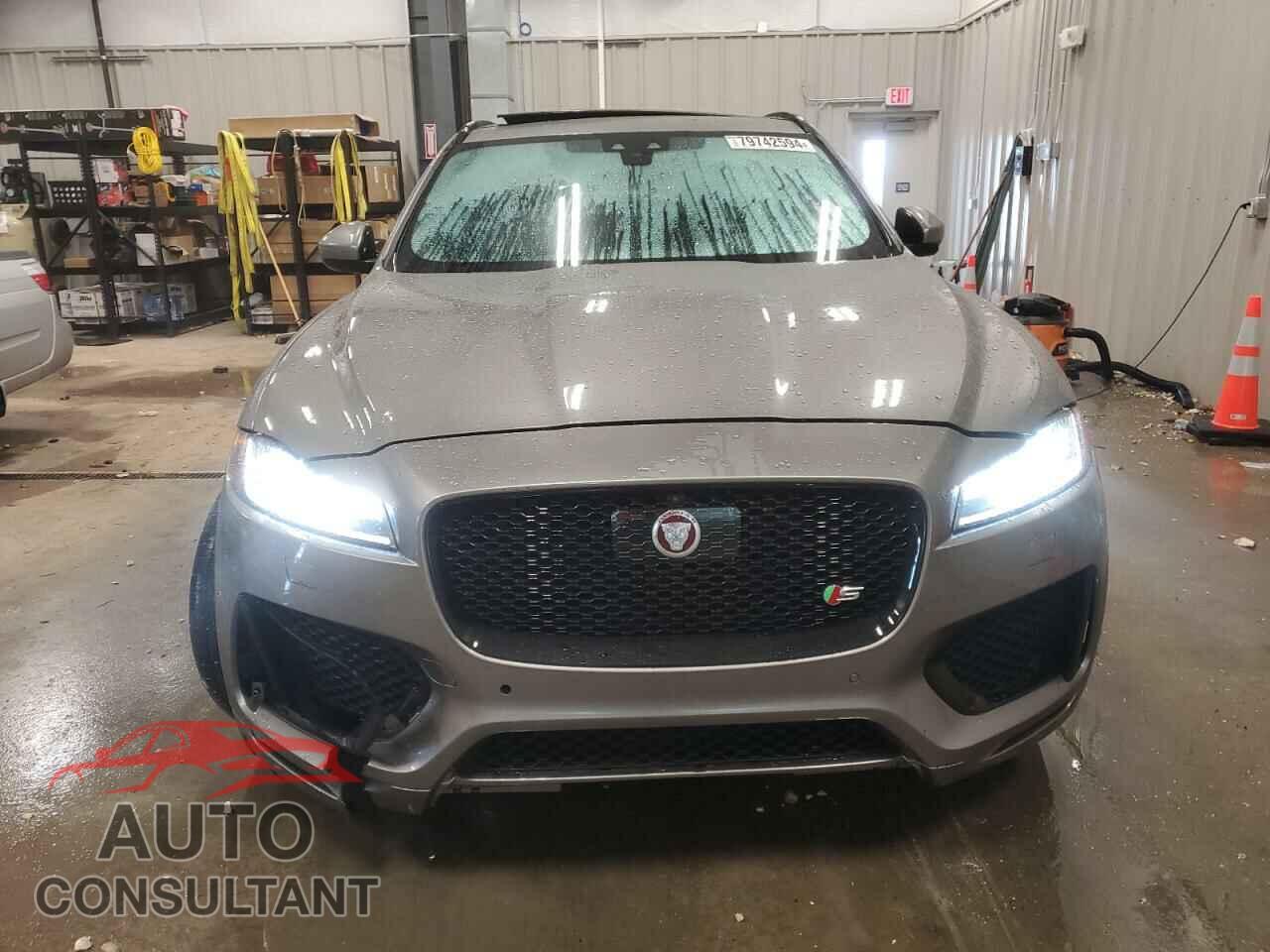 JAGUAR F-PACE 2018 - SADCM2FV7JA290771