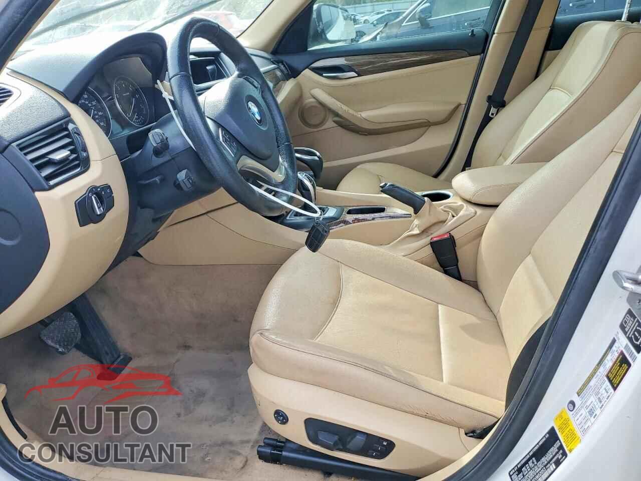 BMW X1 2014 - WBAVM1C54EVW52053
