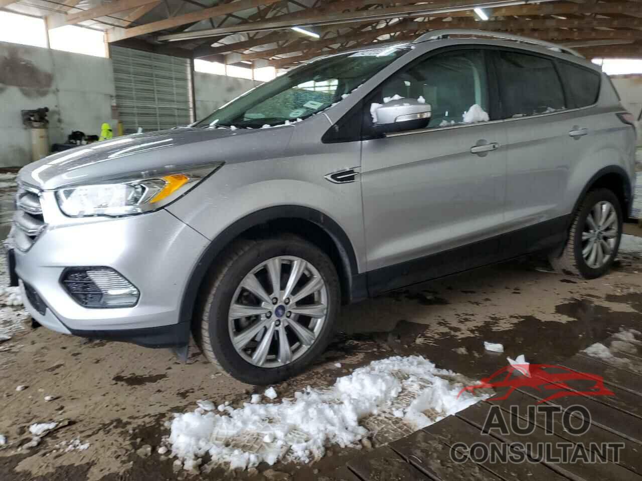 FORD ESCAPE 2017 - 1FMCU9J94HUB23609