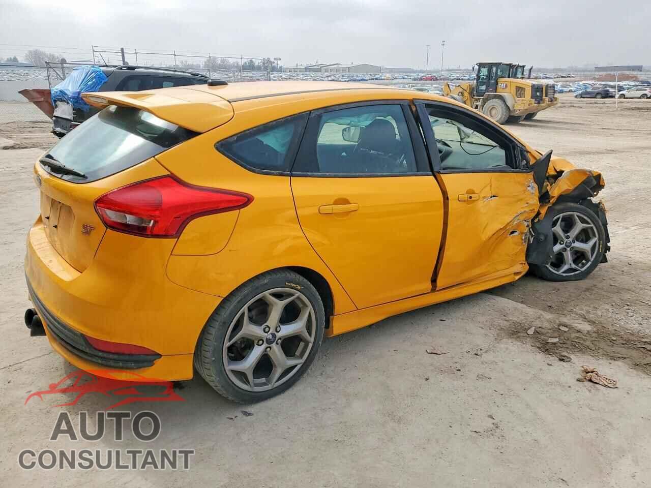 FORD FOCUS 2015 - 1FADP3L97FL305212