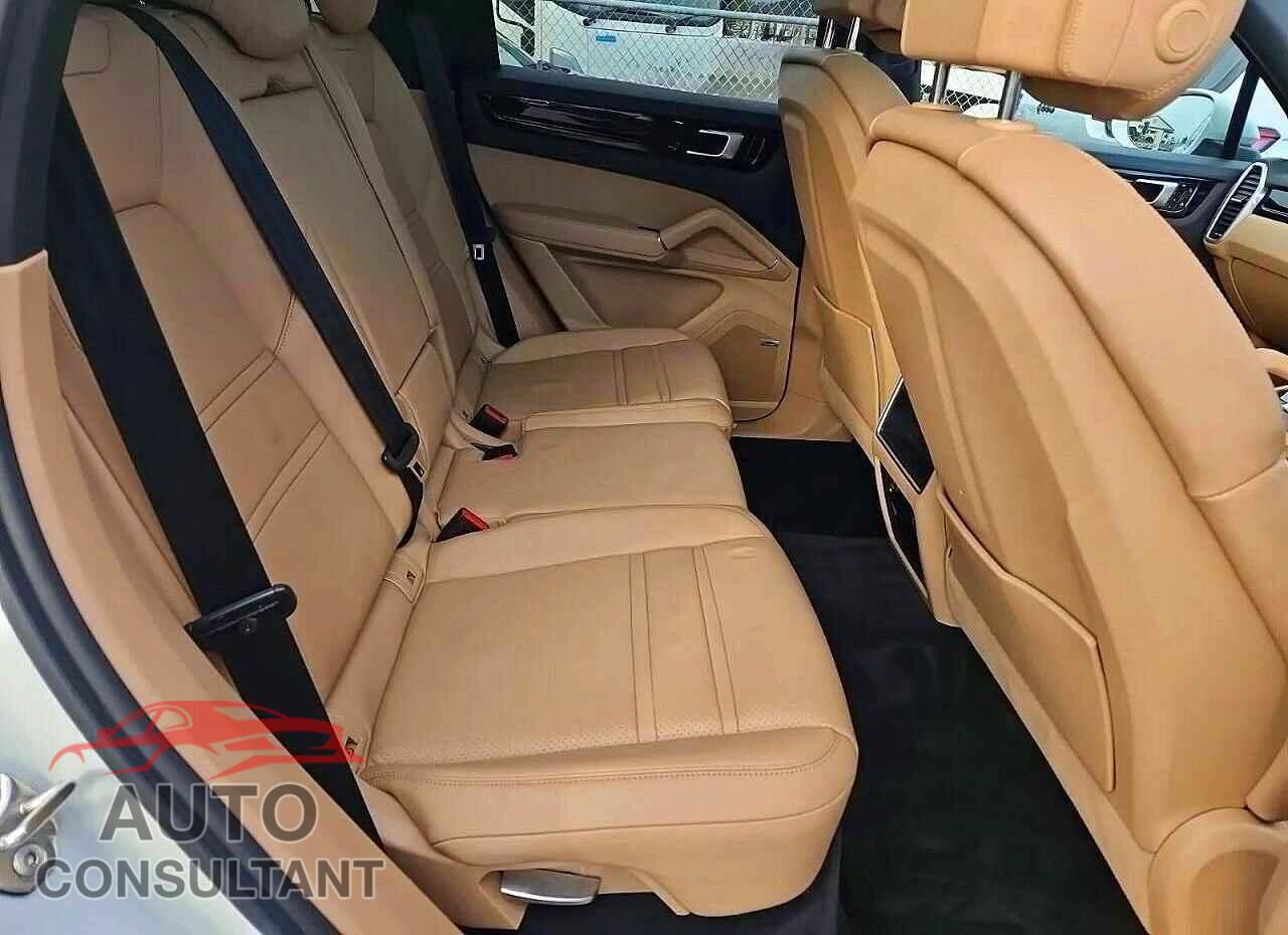PORSCHE CAYENNE 2019 - WP1AA2AY4KDA09053