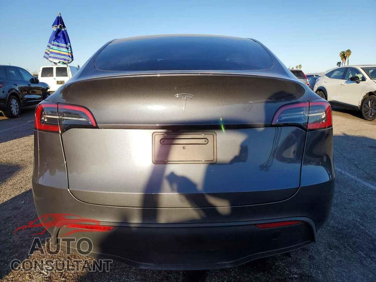 TESLA MODEL Y 2023 - 7SAYGDEDXPF943996