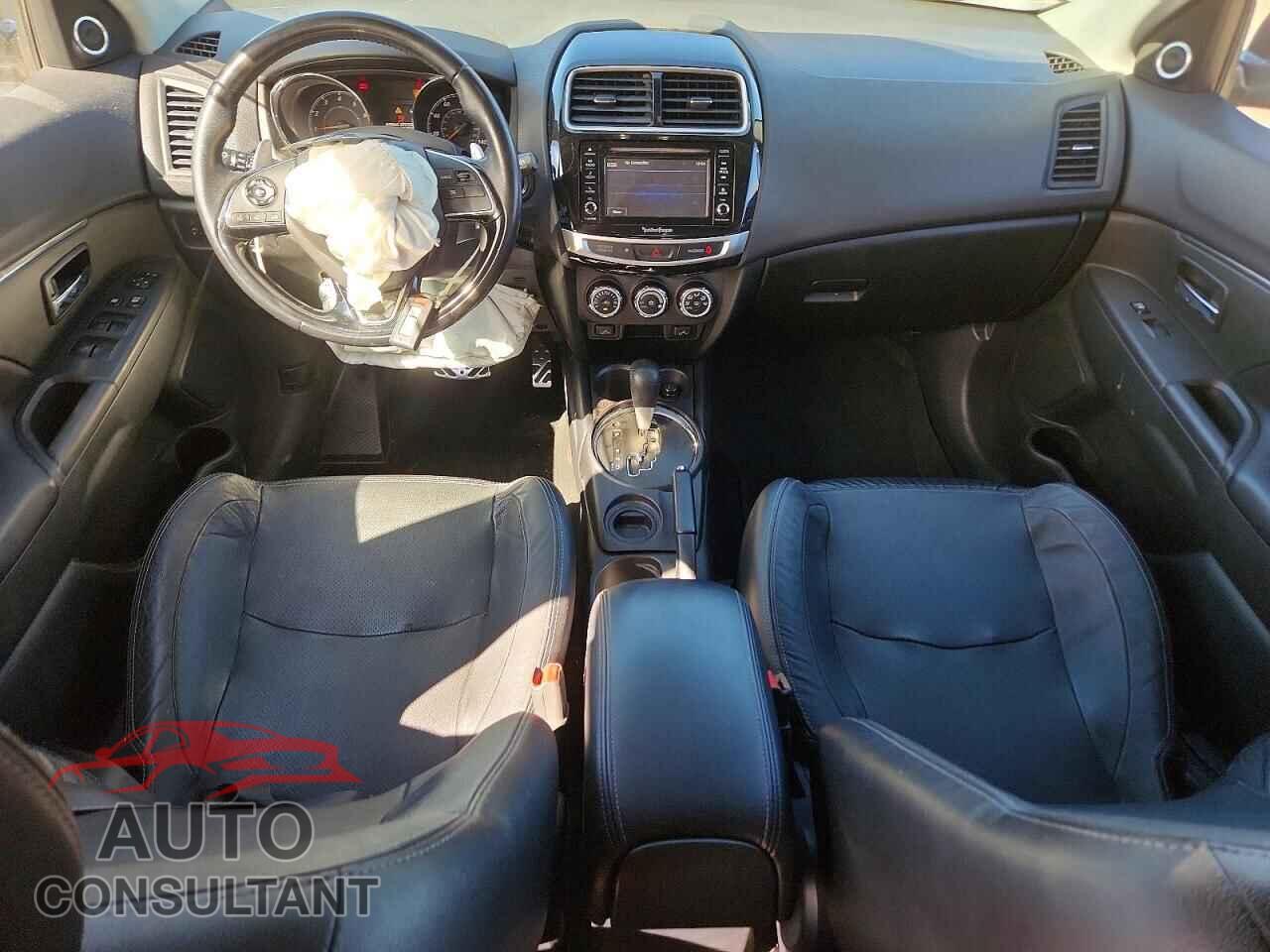 MITSUBISHI OUTLANDER 2016 - JA4AP4AW8GZ046833