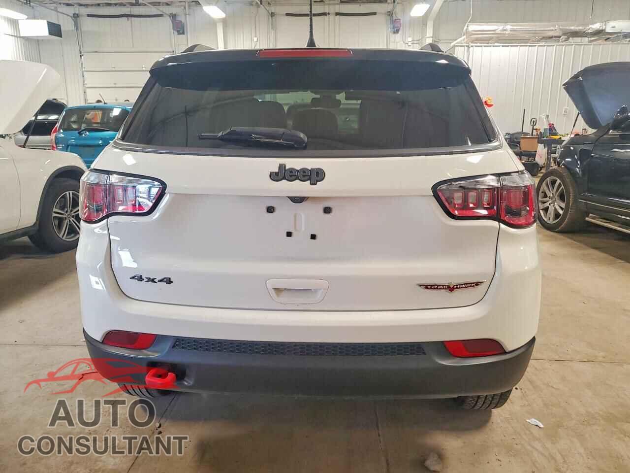 JEEP COMPASS 2019 - 3C4NJDDB4KT690122