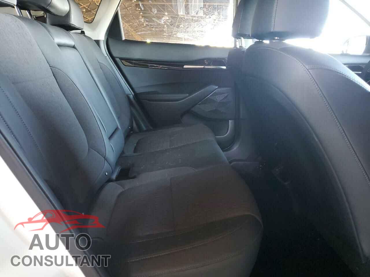 KIA SELTOS 2024 - KNDEU2AA8R7620337