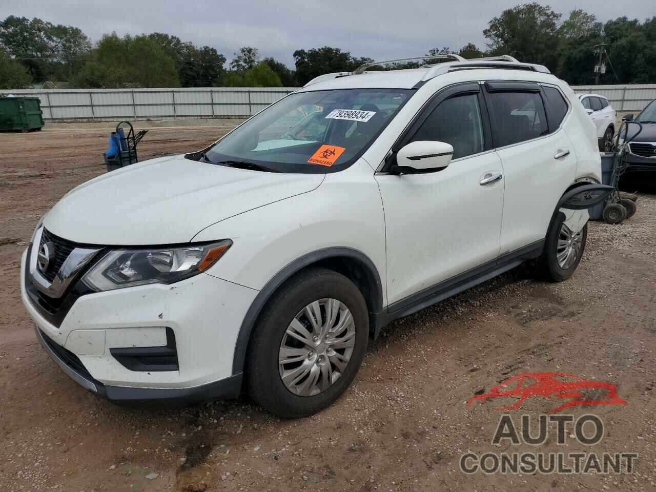 NISSAN ROGUE 2017 - KNMAT2MV4HP504762