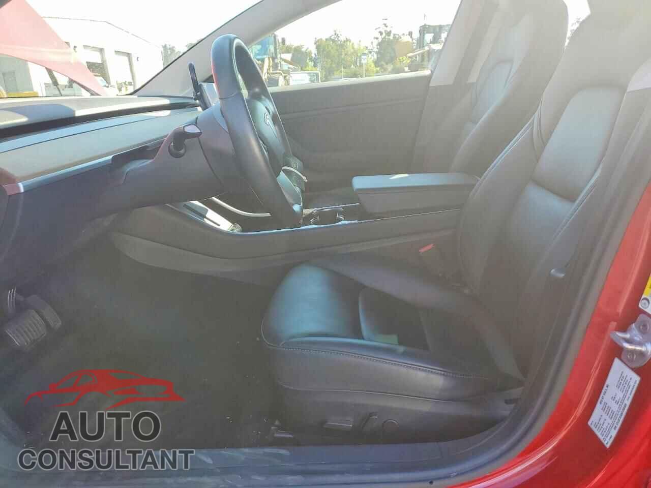 TESLA MODEL 3 2019 - 5YJ3E1EA6KF308588