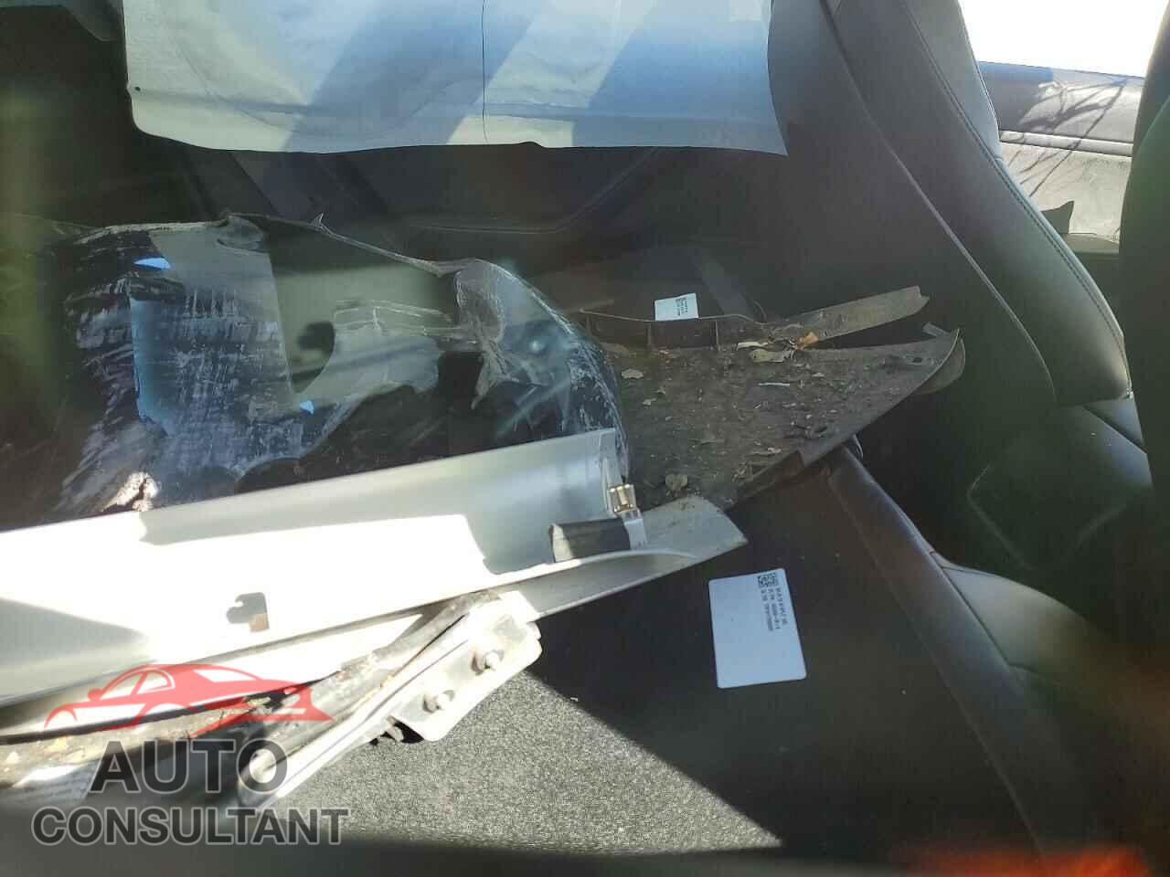 TESLA MODEL 3 2018 - 5YJ3E1EA0JF048543