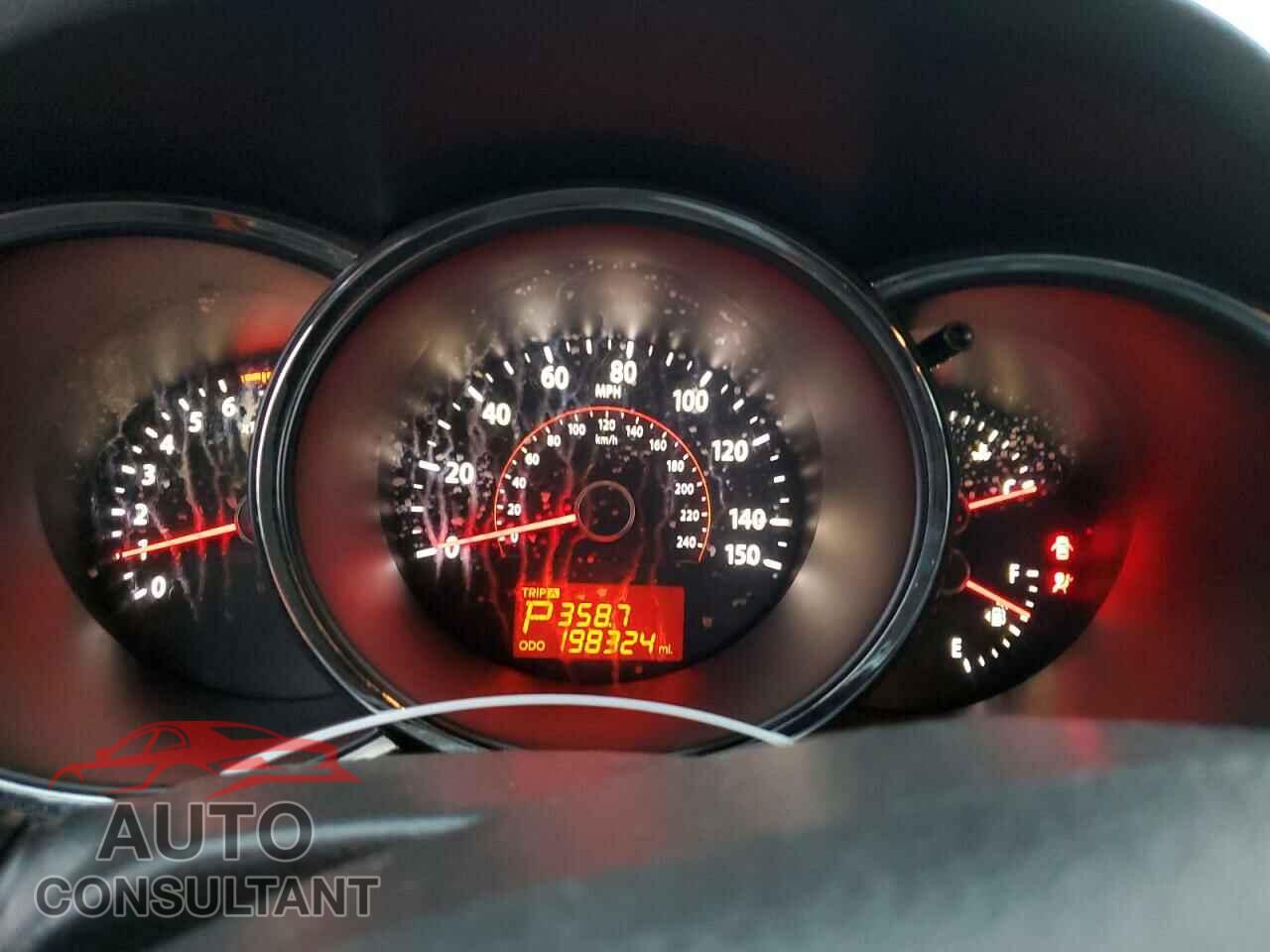 KIA SORENTO 2012 - 5XYKT3A19CG193210