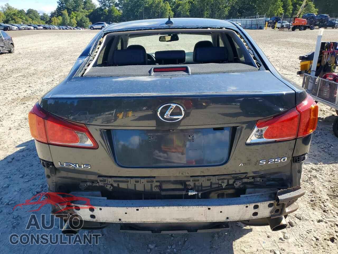LEXUS IS 2009 - JTHCK262495035019
