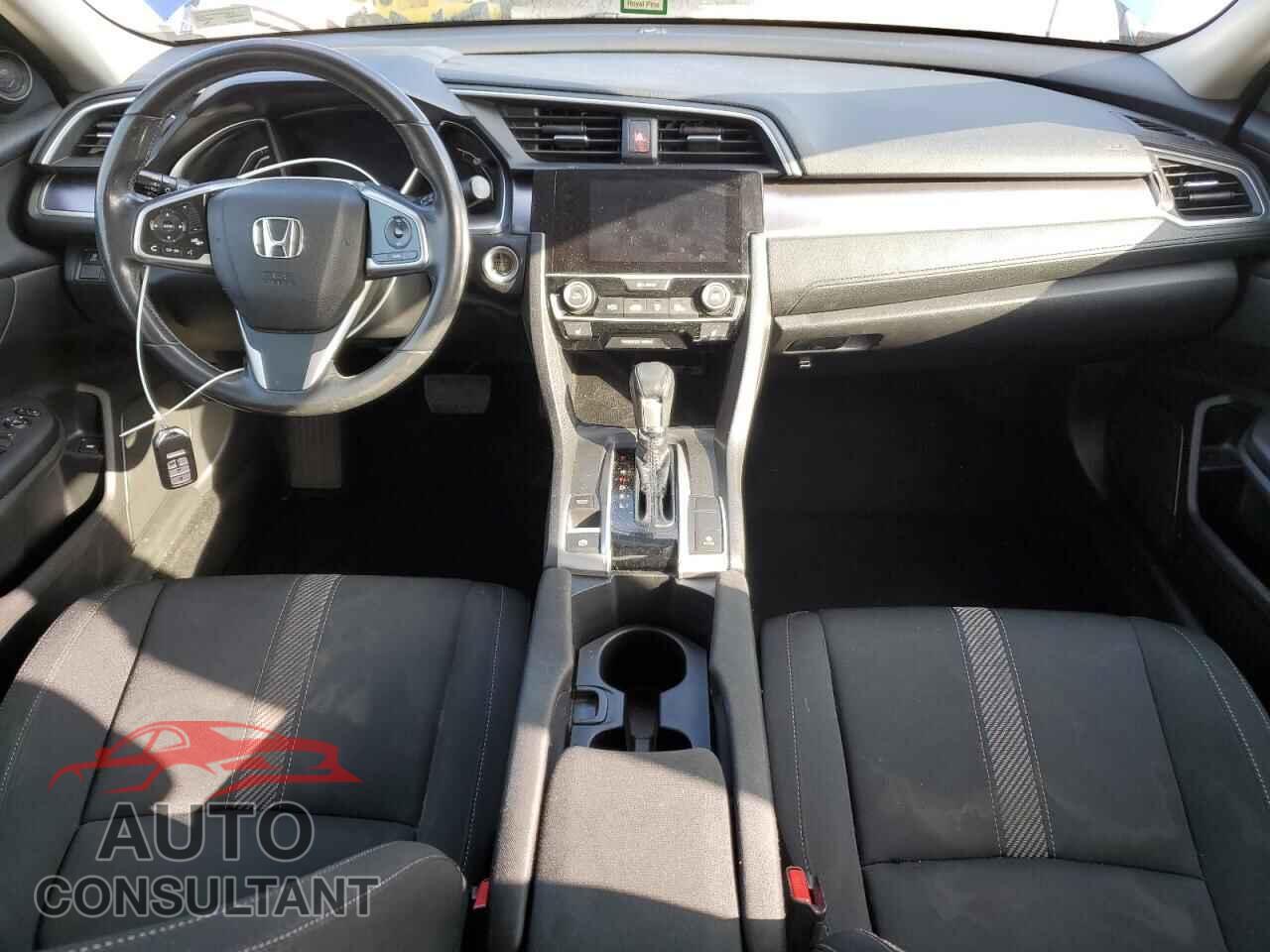 HONDA CIVIC 2018 - JHMFC1F3XJX002662
